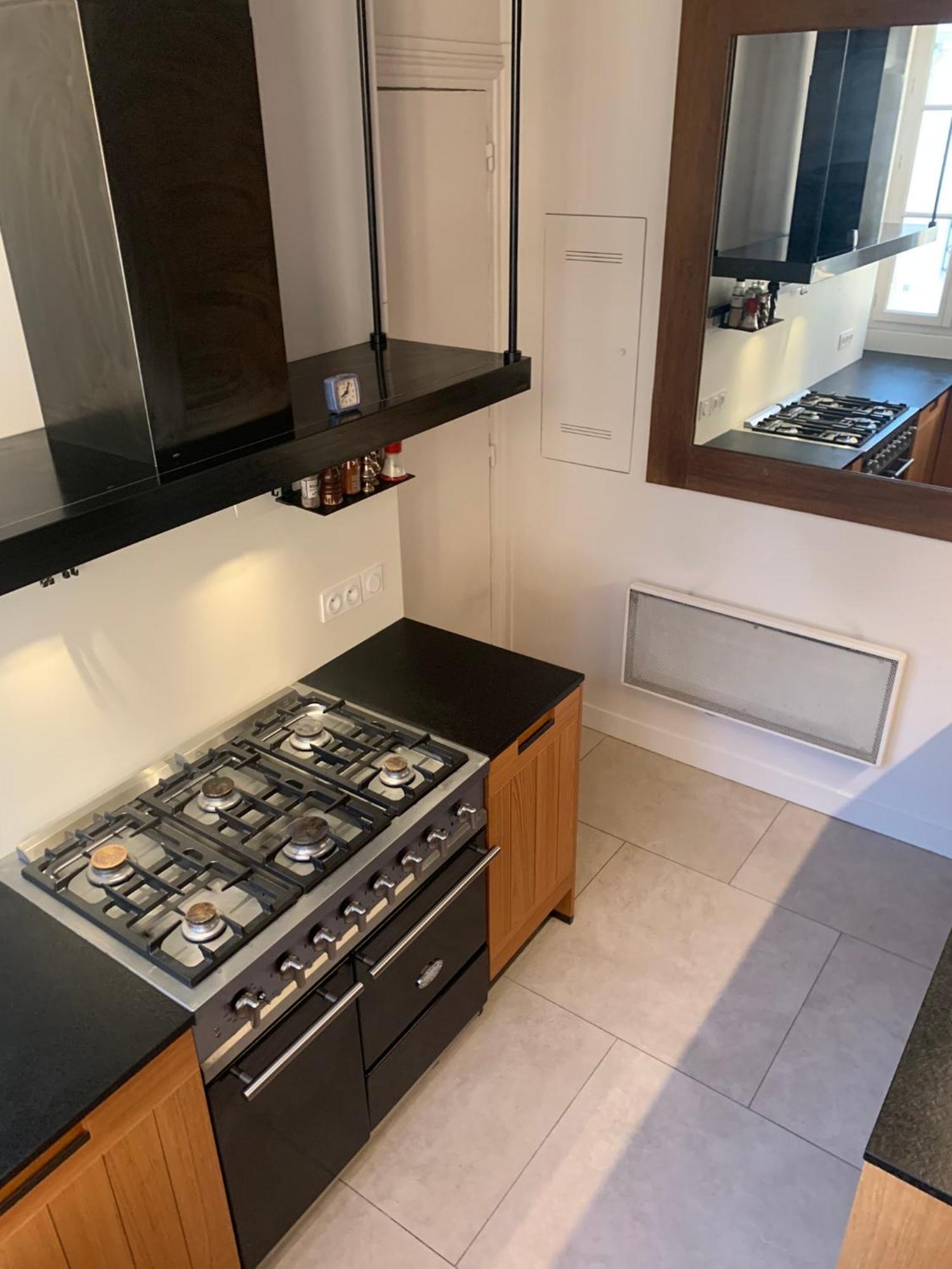 Apartment 3 Bedroom Luxury Eiffel Tower View *