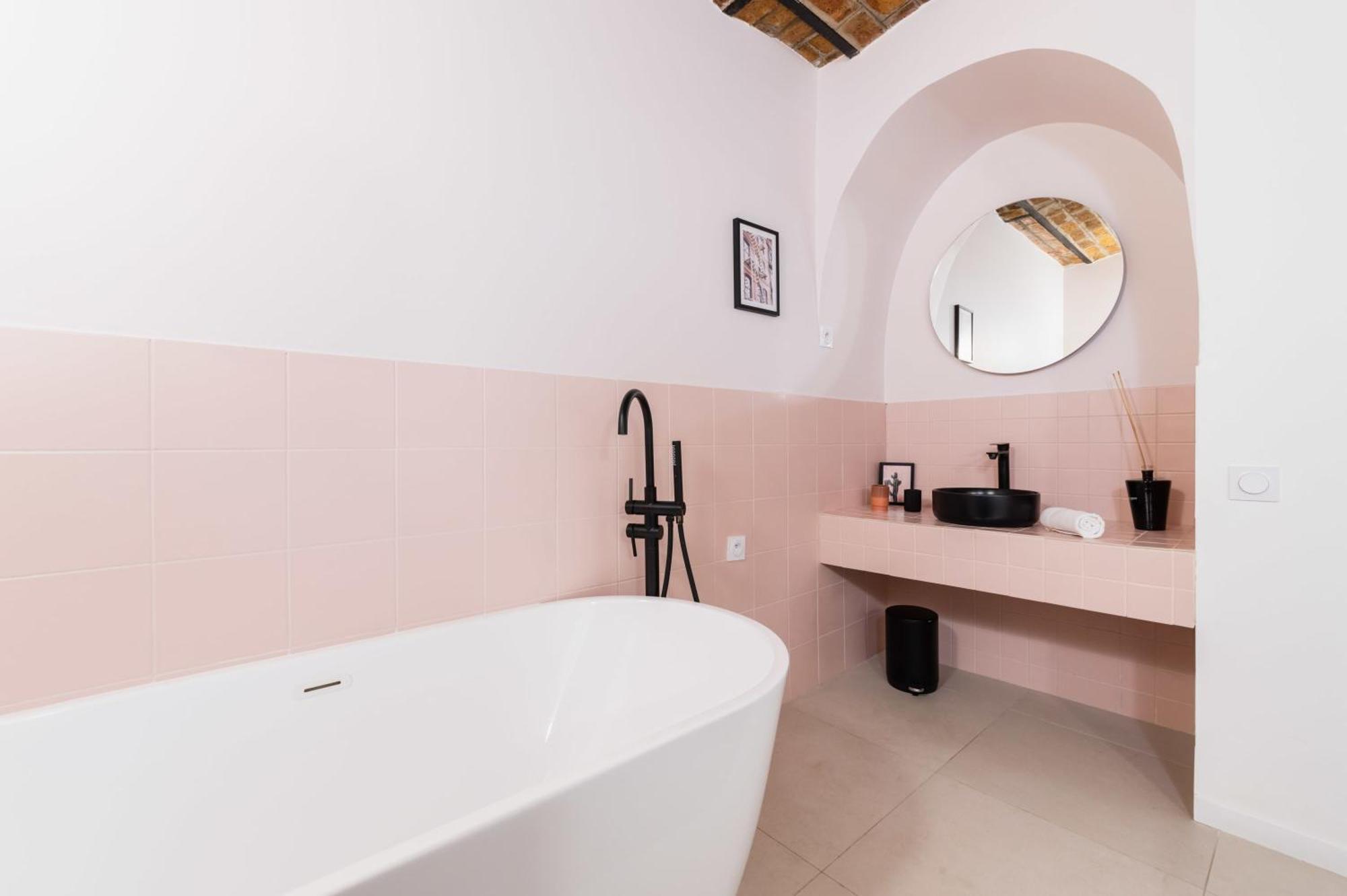 Luxueux Avec Salle De Bains De Reve 6p Apartment *