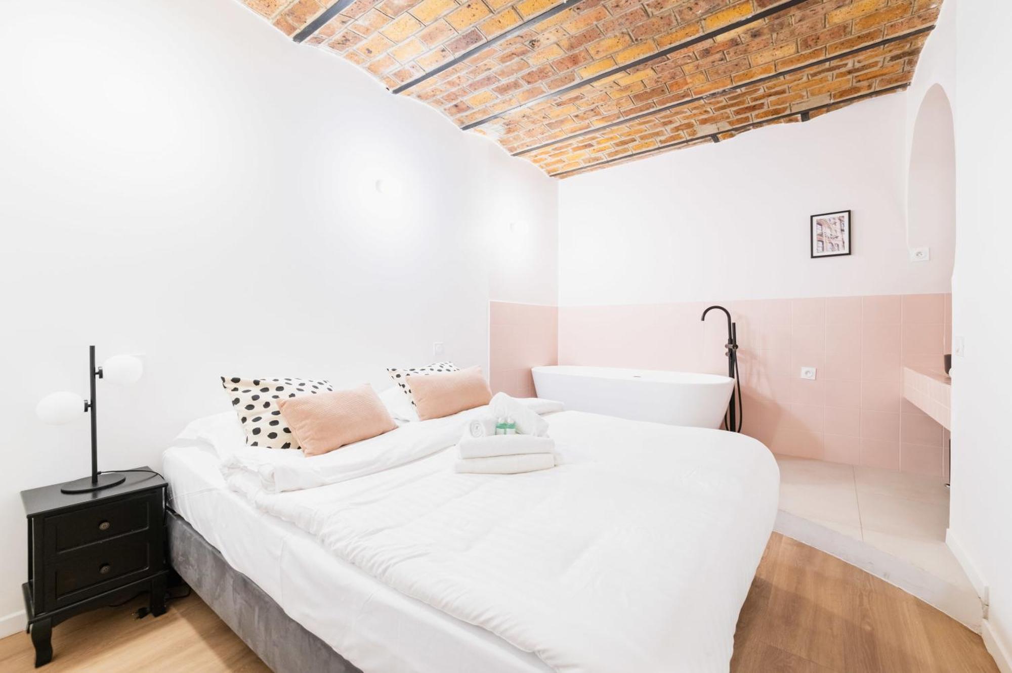 Apartment Luxueux Avec Salle De Bains De Reve 6p Paris