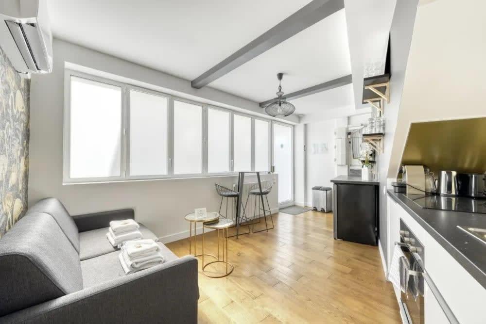 Montmartre Cozy And Bright 1bd With Terrace * Paris