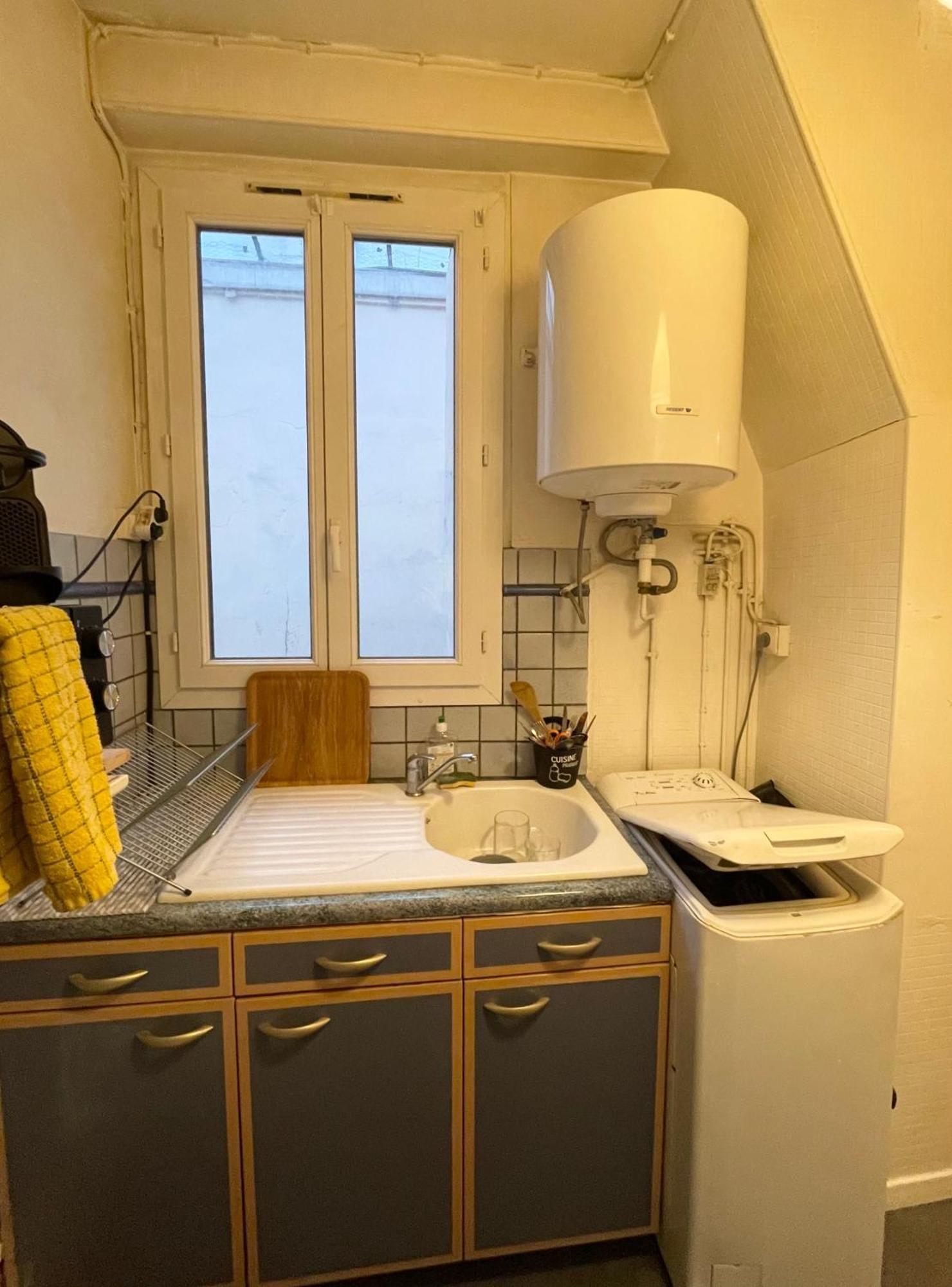 Studio Parisien Apartment