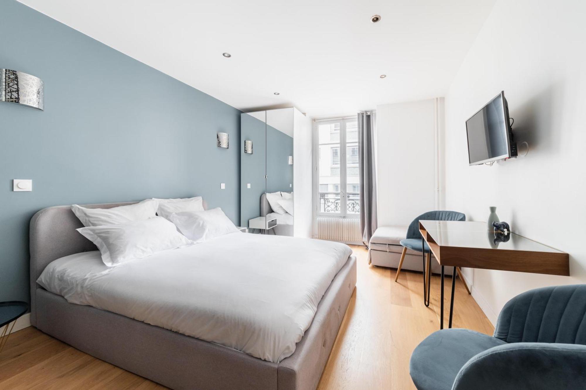 Imhost 7 -cosy Batignolles/galerie Lafayette *