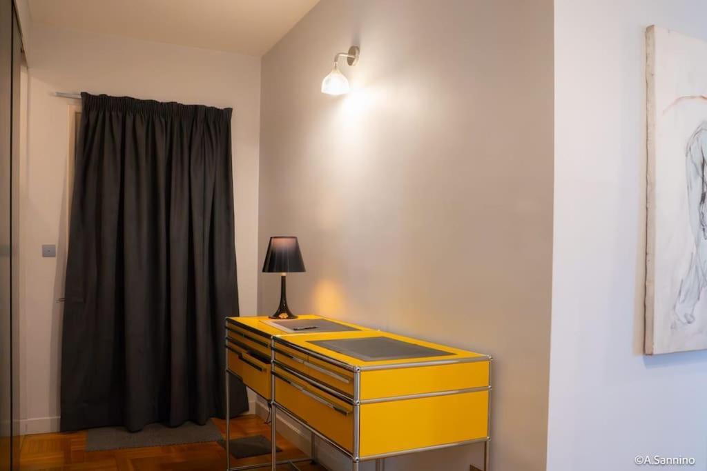 Appartement Moderne 2 Pieces En Plein Au Bord De Seine