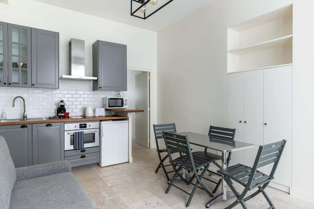 Appartement Chemin Vert/voltaire : Charming 4p *