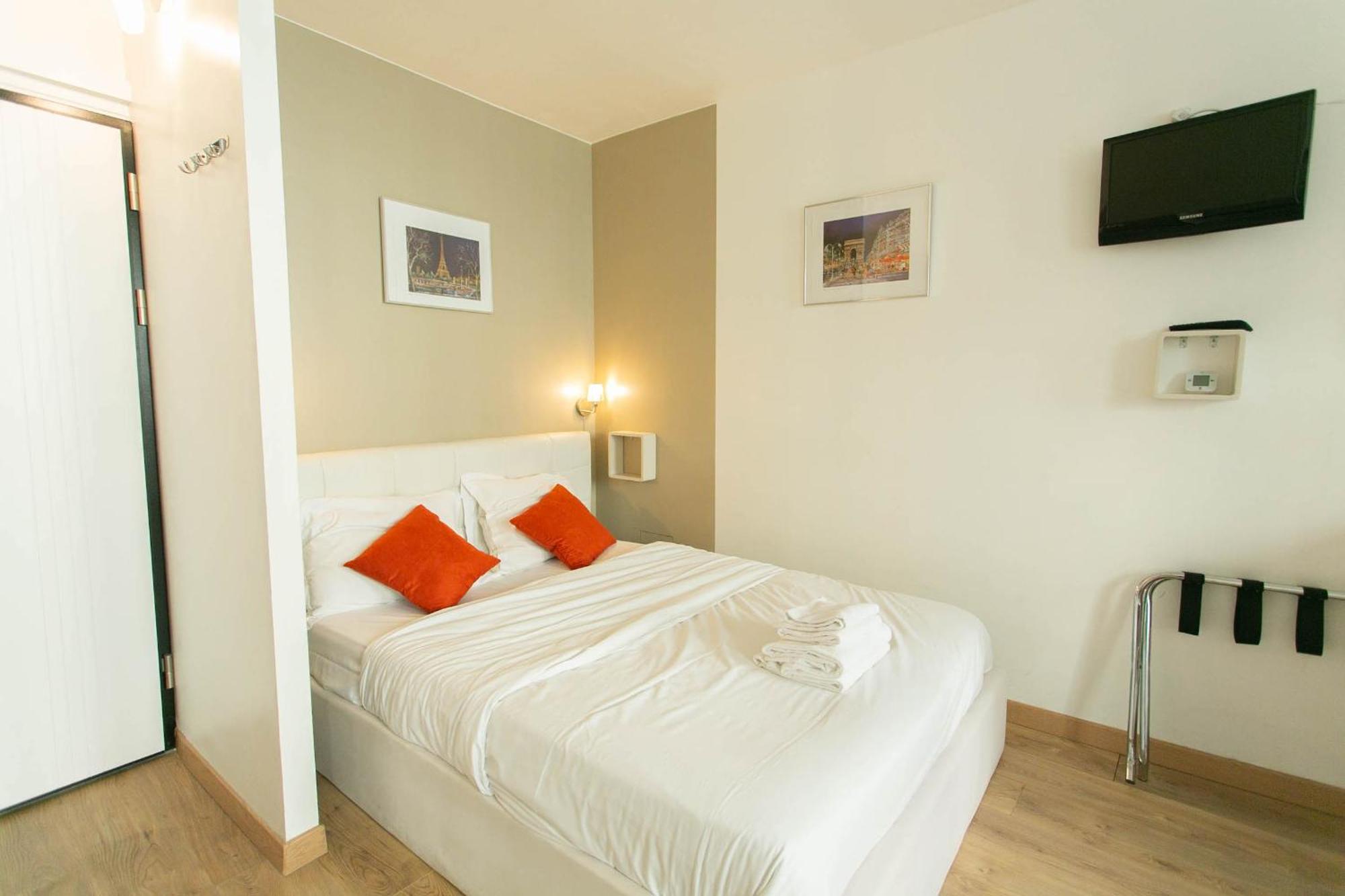 Champs Elysees & Arc De Triomphe - Studio - Cityapartmentstay Apartment *