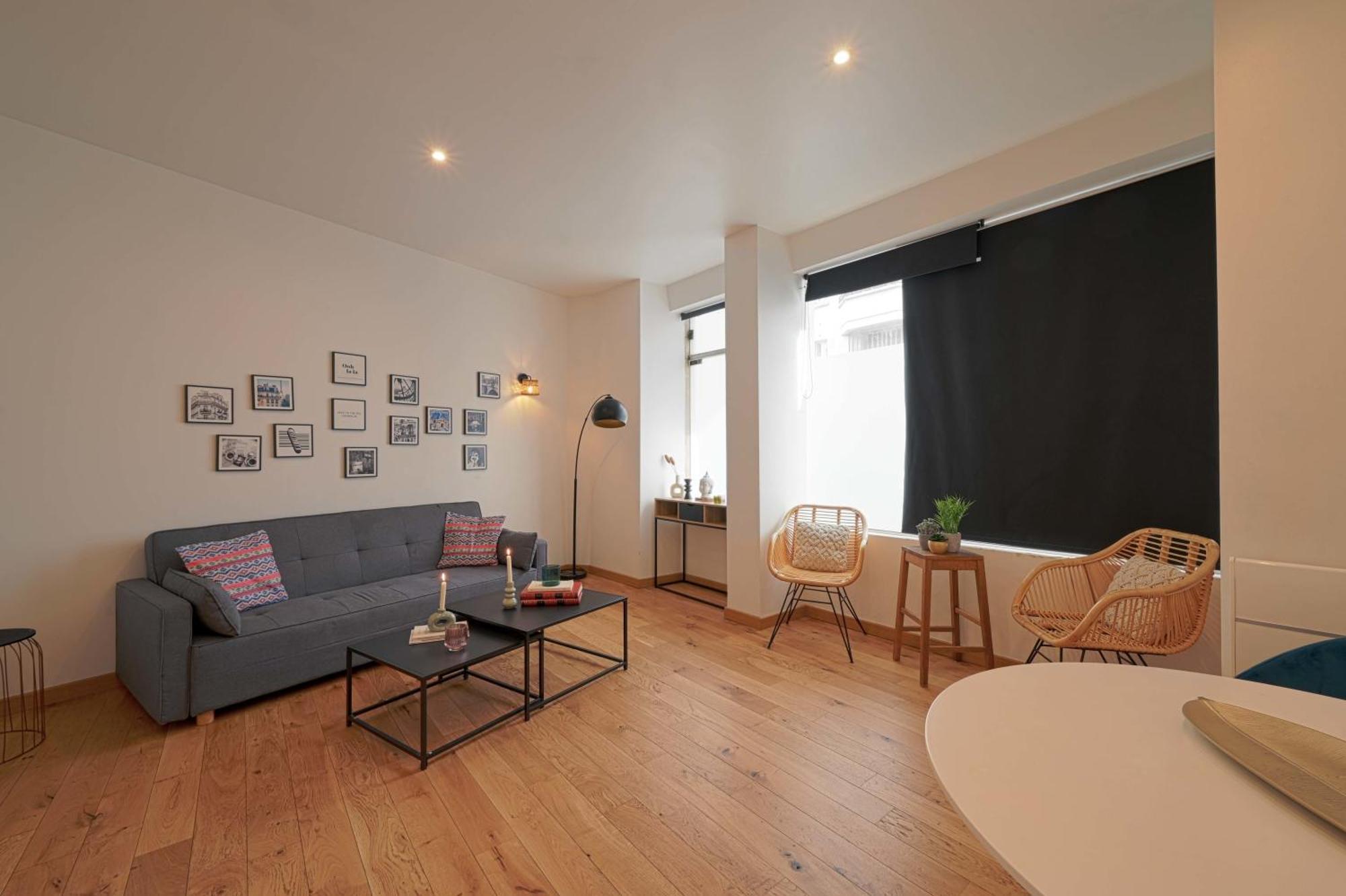 Superbe De 2 Pieces Appartement
