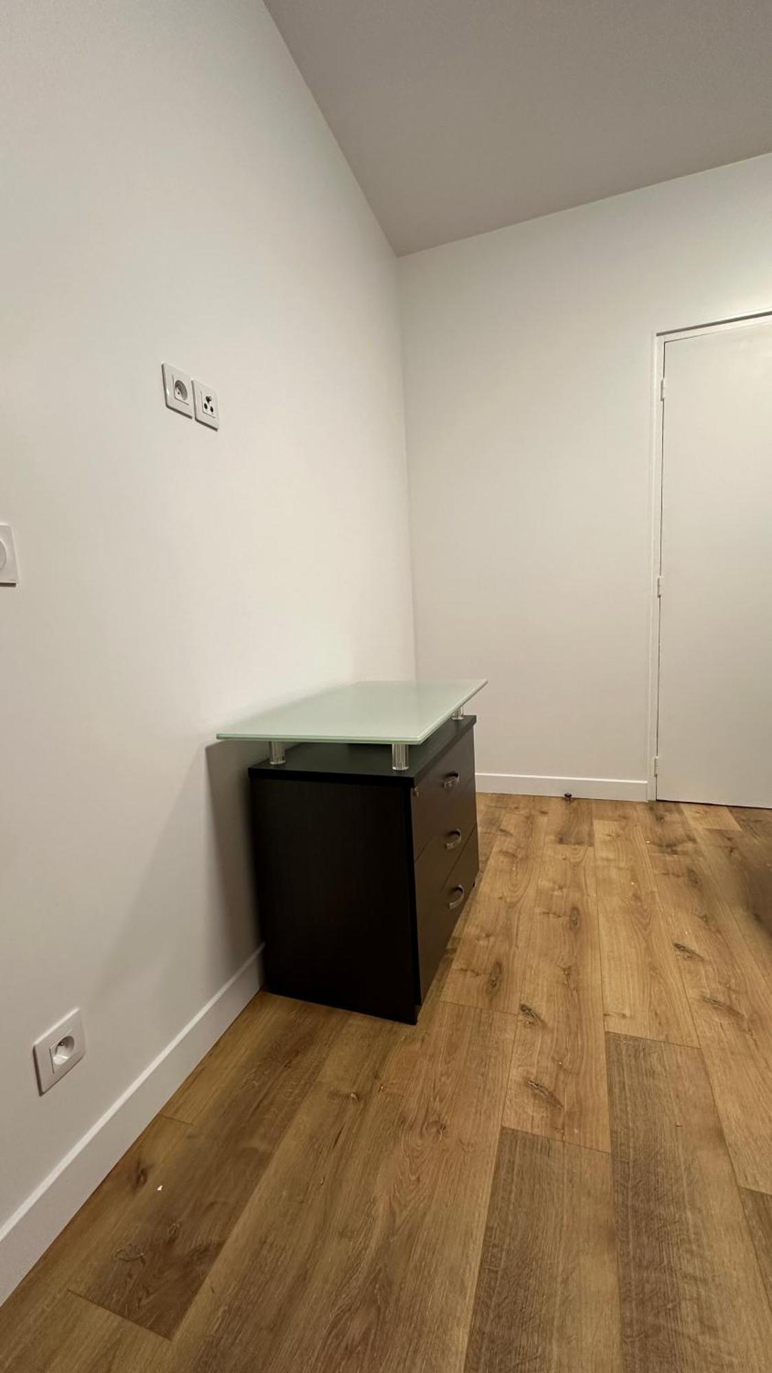 Lacharriere-logement Entier 38m2 Appartement *