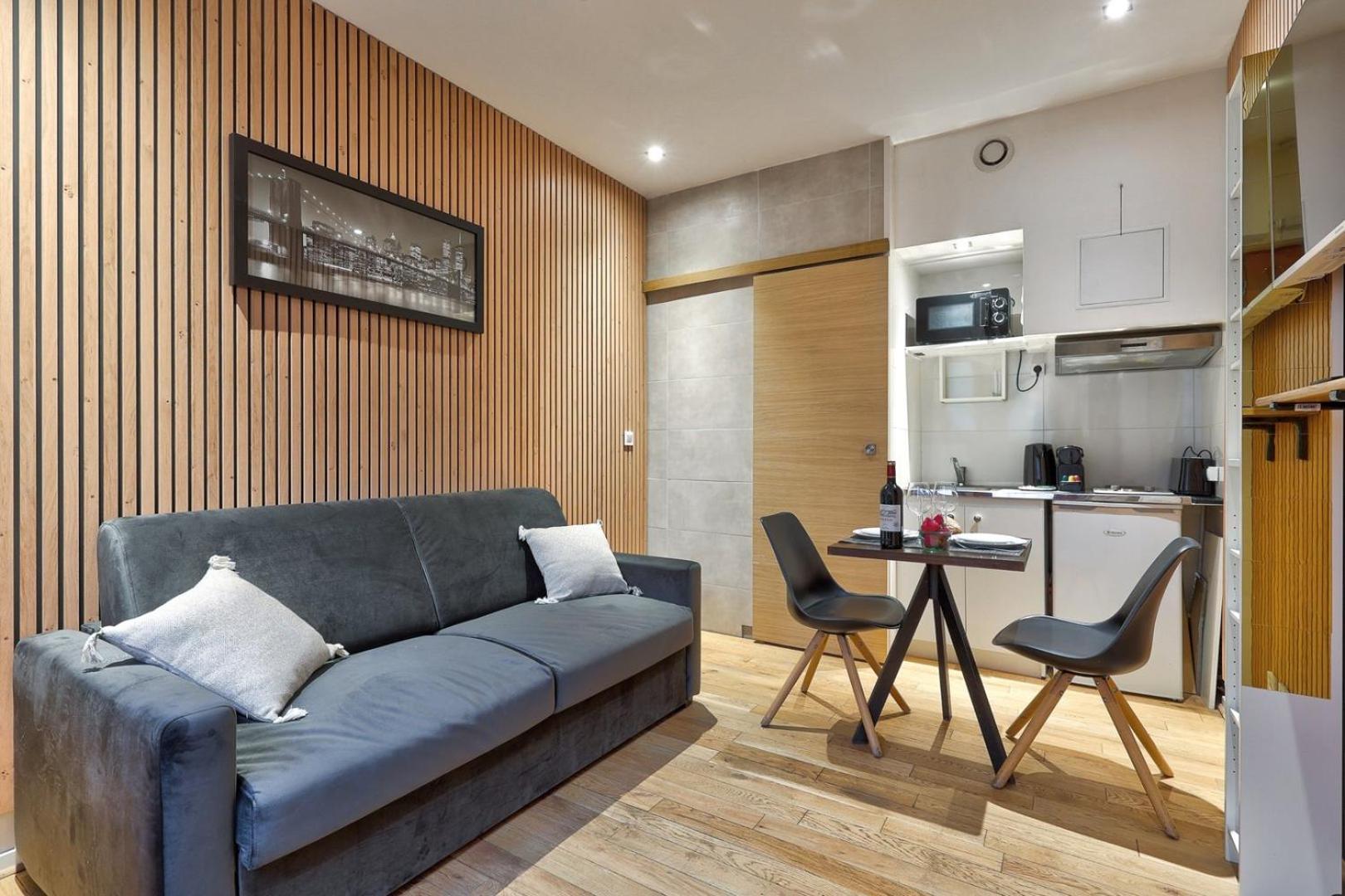 356 Poussin - Superbe A Apartment Paris