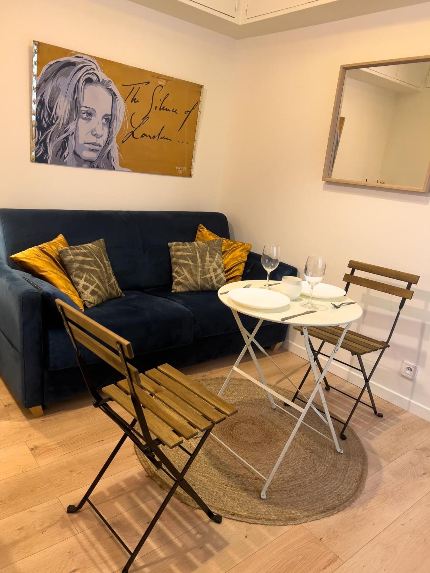 Joli Studio A Madeleine Apartment Paris