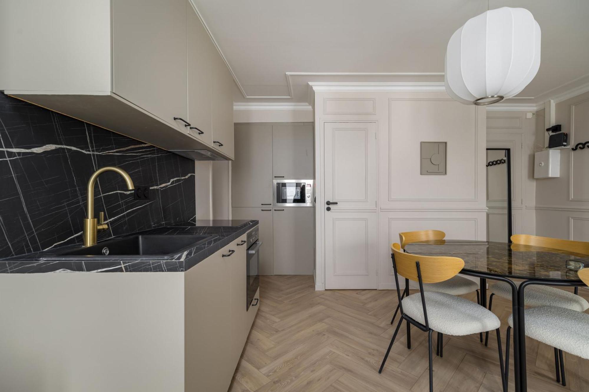 Apartment Poetic - Saint Lazare *