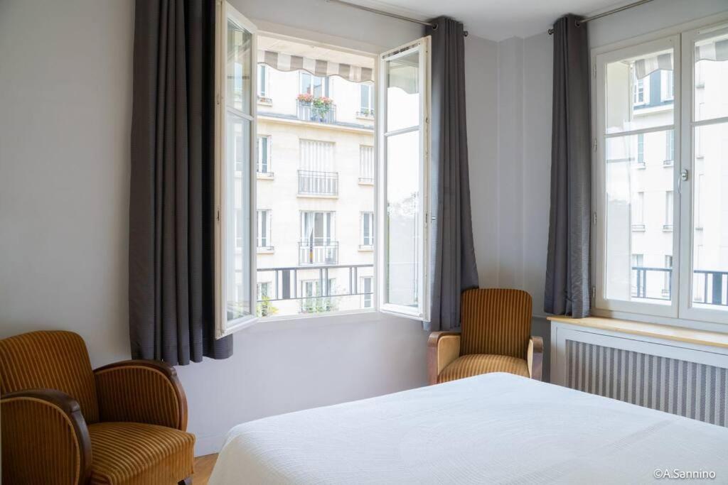 Appartement Moderne 2 Pieces En Plein Au Bord De Seine *