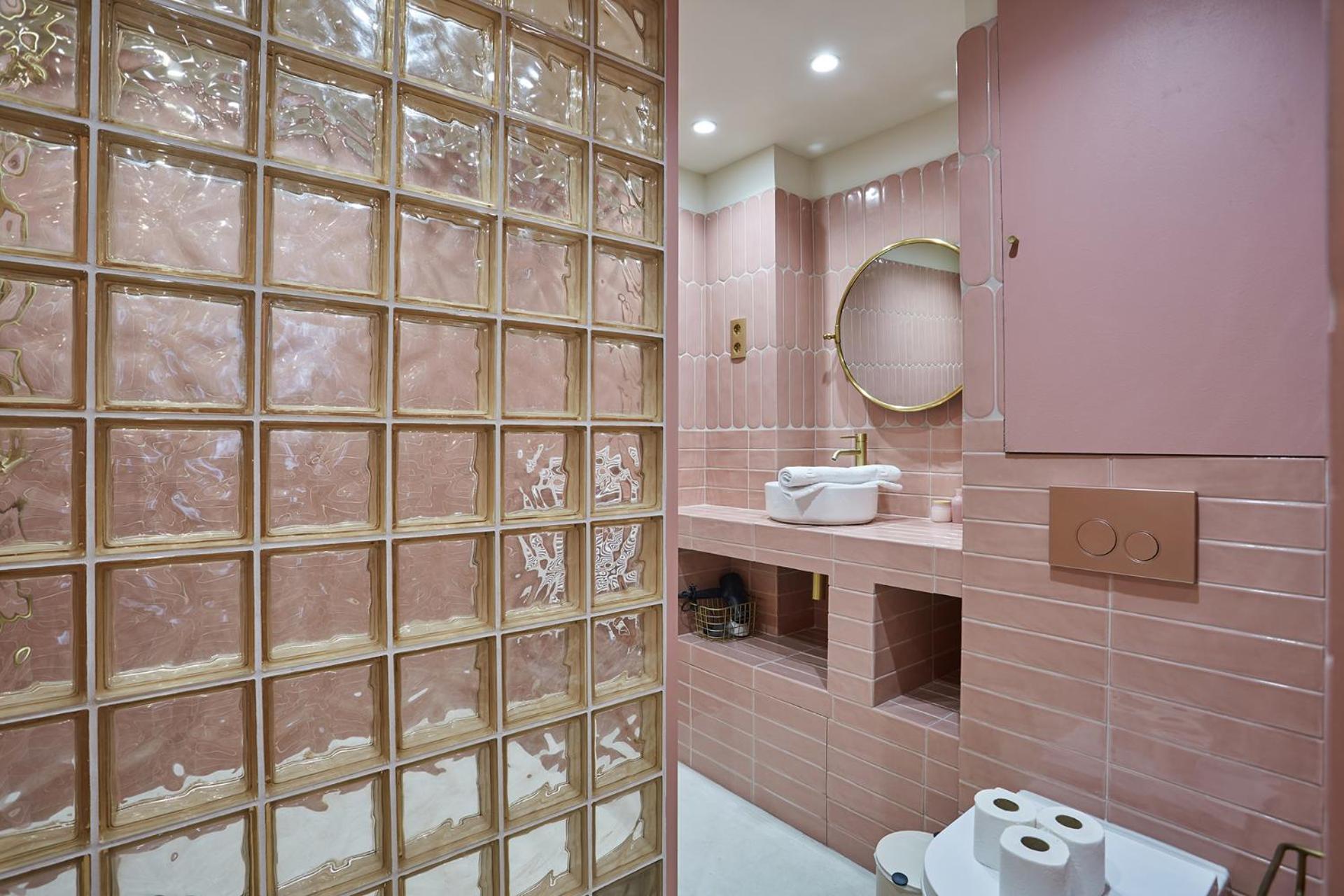 Apartment Center Of By Prestige Paris