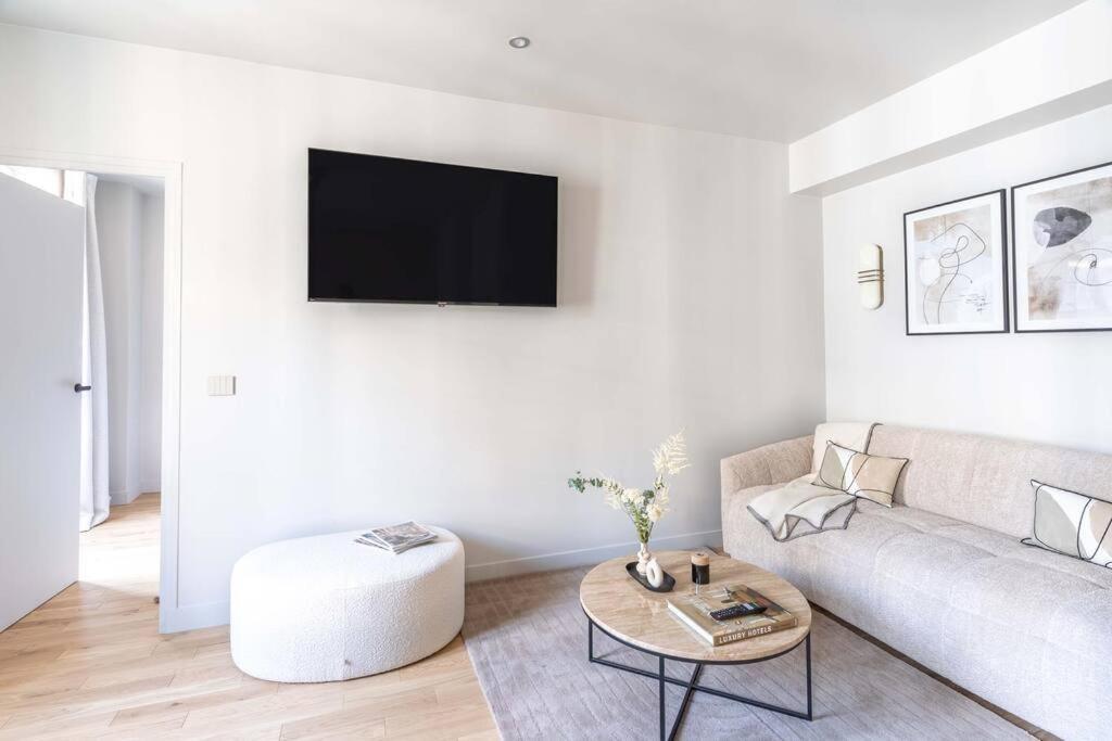 New - Luxury Parisian Flat - 4p Paris