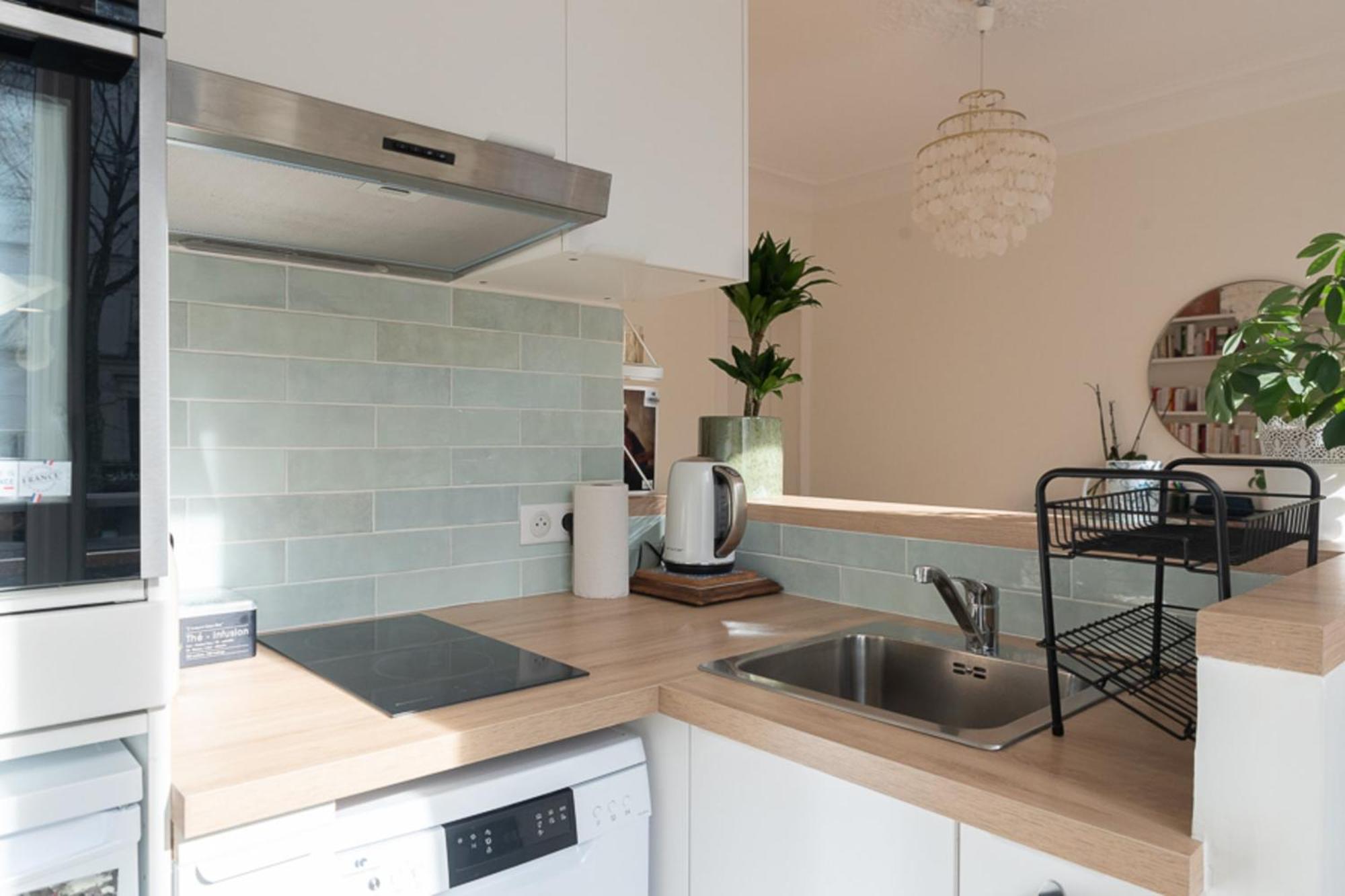 Luxury Cocoon In 11th Apartment