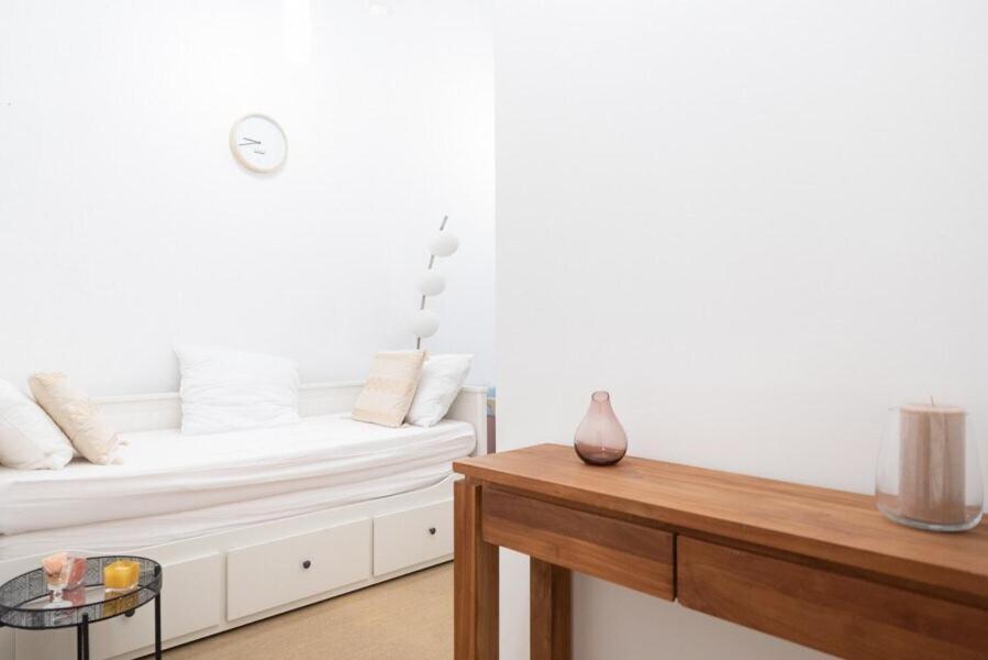 Arc De Triomphe Champs Elysees Apartment Paris
