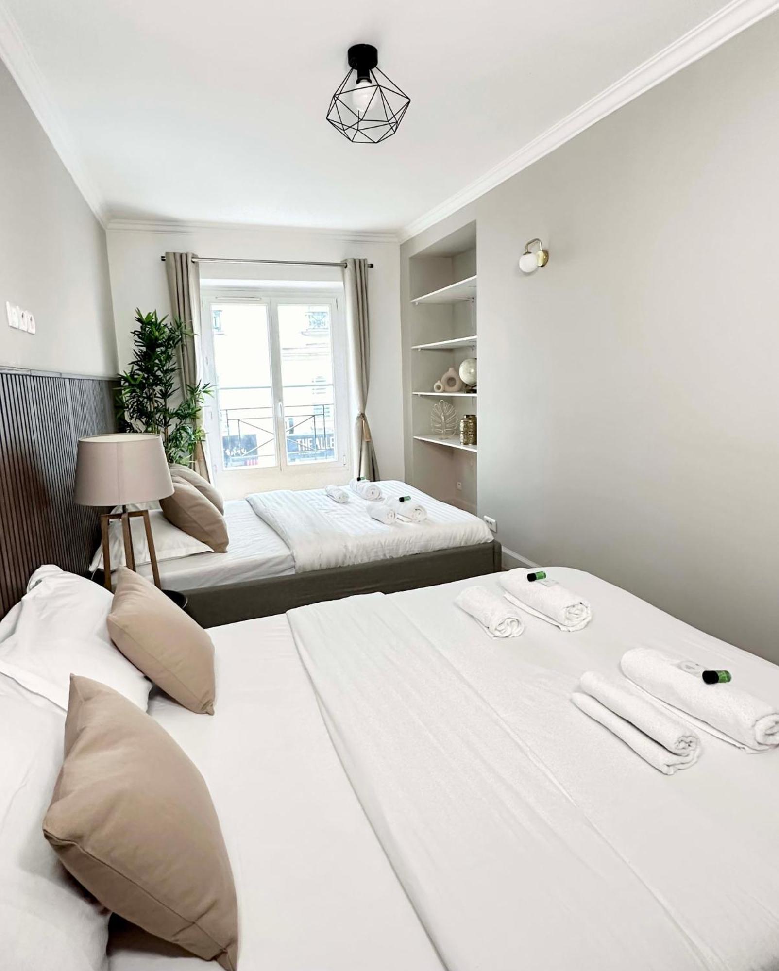 Luxury Family Getaway Near Place Vendome