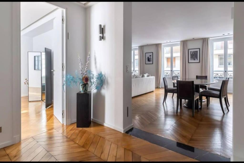Apartment Amazing 2bdr/6pax Next To Champs Elysees *