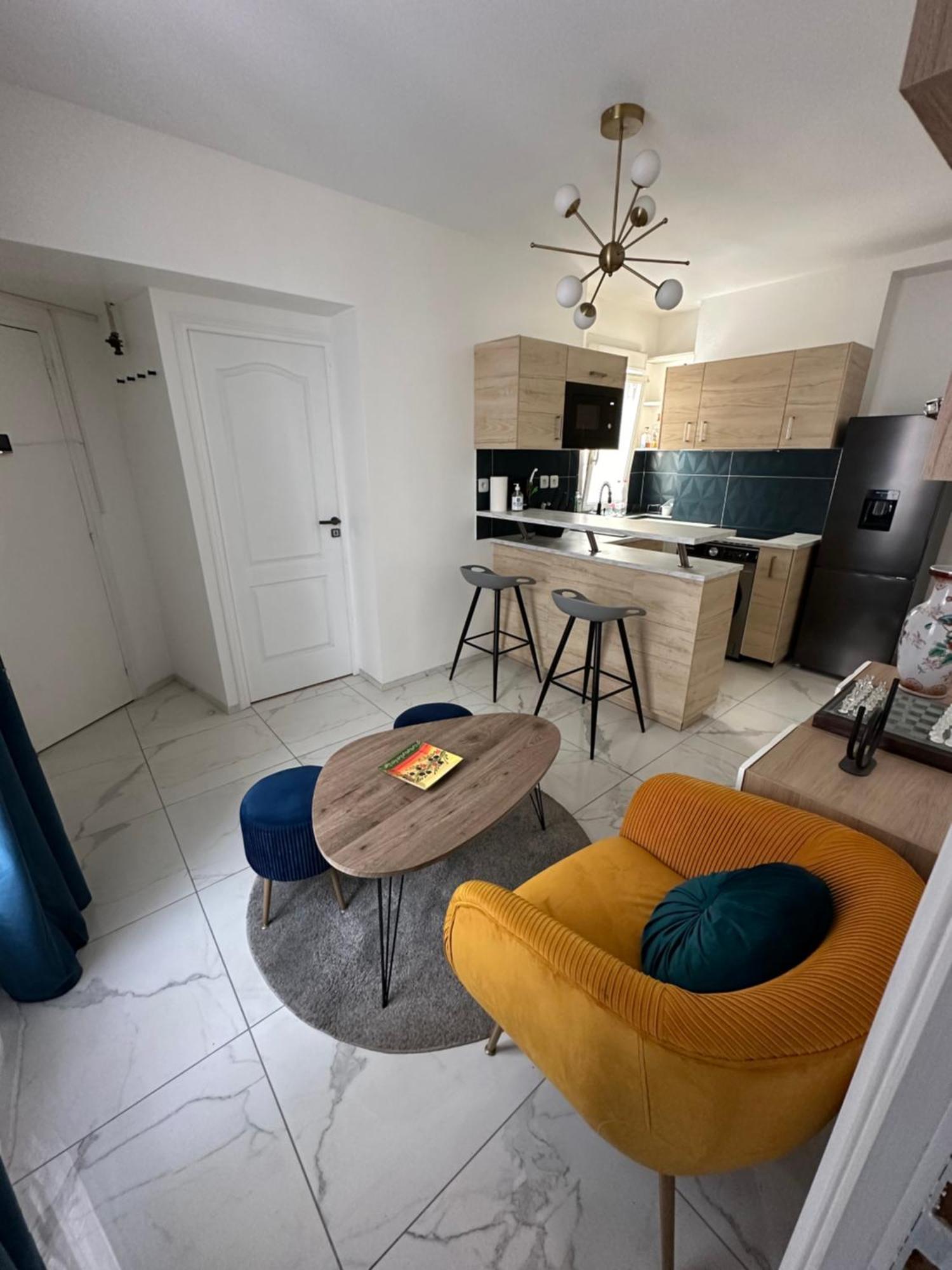 Appartement Ourcq, 19 - La Villette, Buttes Chaumont *