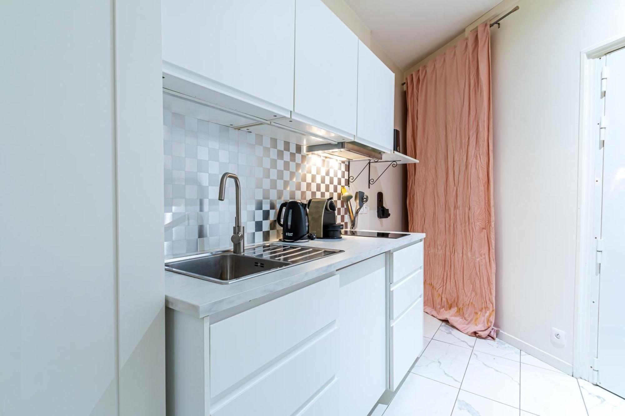 Tour Eiffel / Champs De Mars Apartment