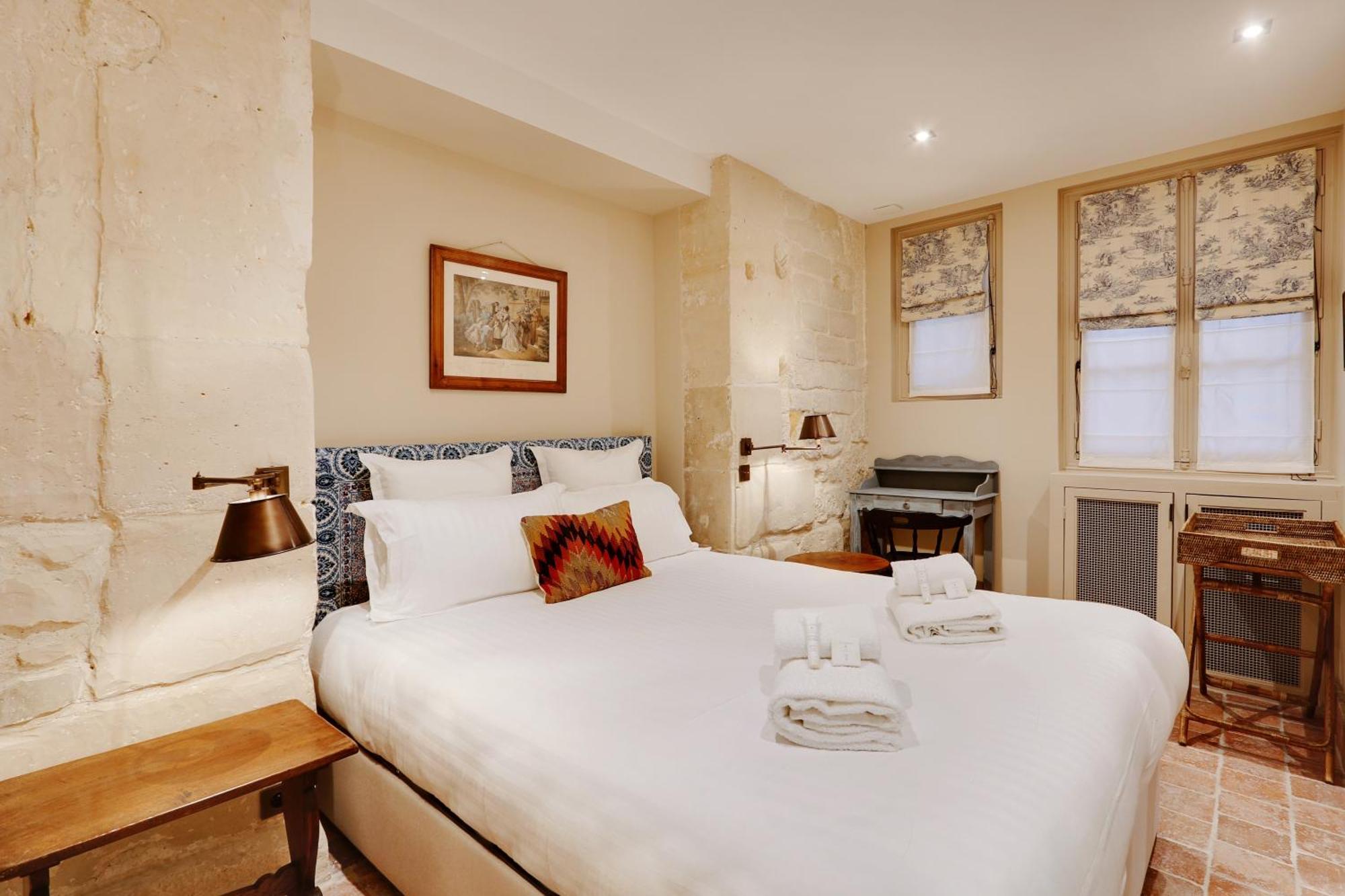 Pick A Flat's In Saint Germain - Paul-louis Courier Apartment *