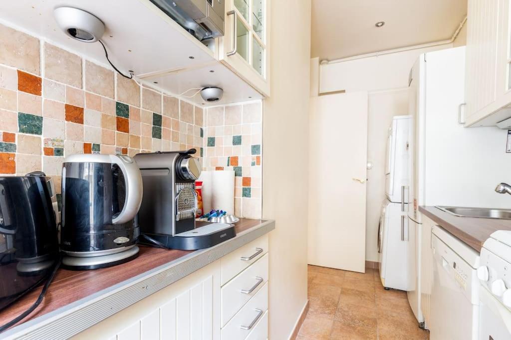 Studio#porte Dauphine#avenue Foch#2pers. Appartement