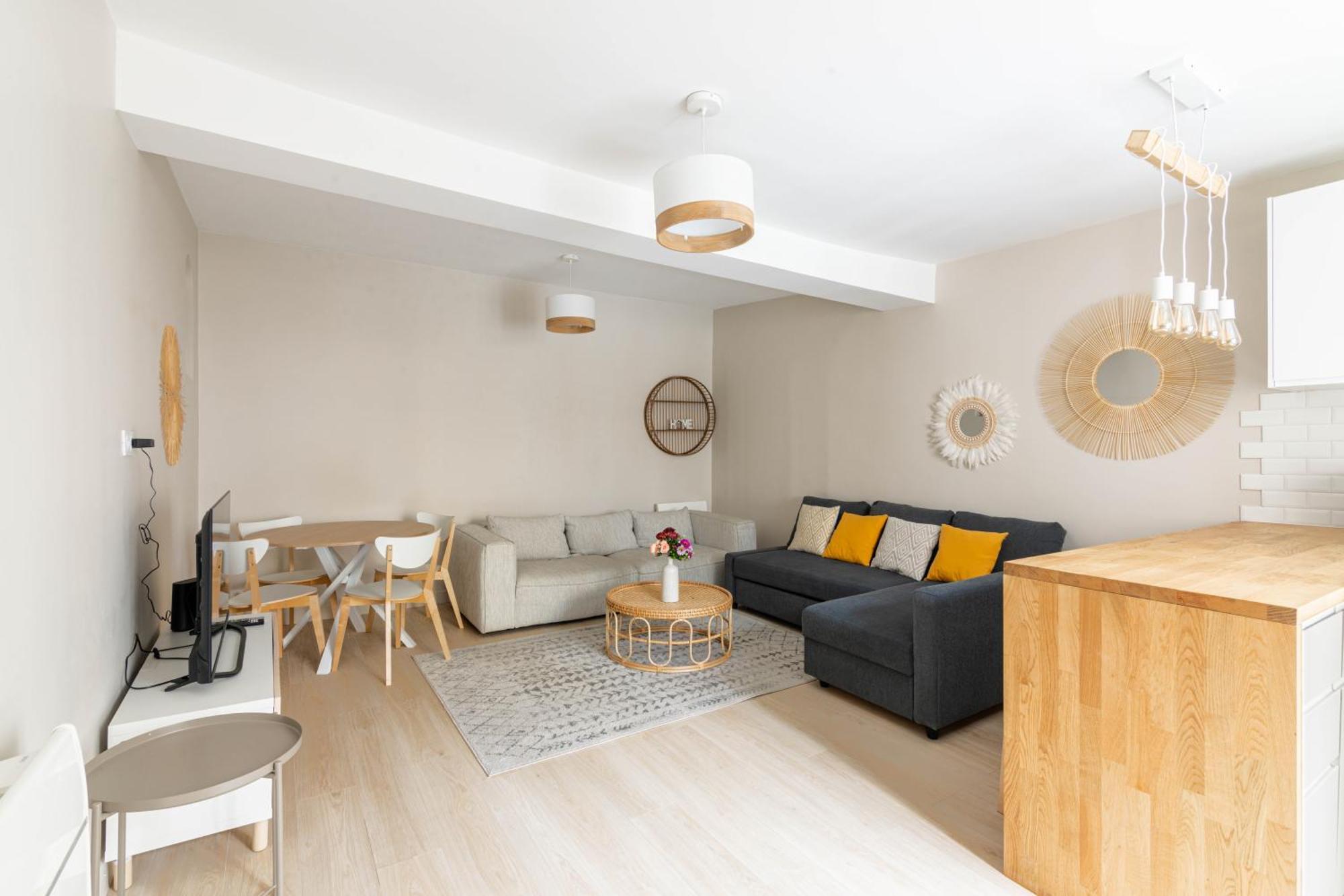 Luxurious 1 Bedroom Quartier De La Bastille Free Netflix Apartment