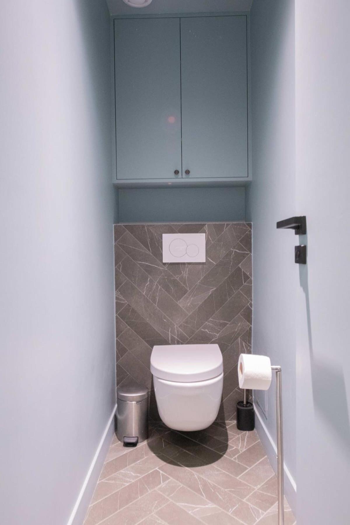 Recently Renovated 3bd Next To Invalides * Paris