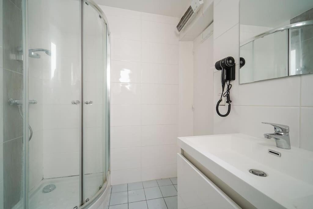Appartement Voltaire - 2g - Iii *