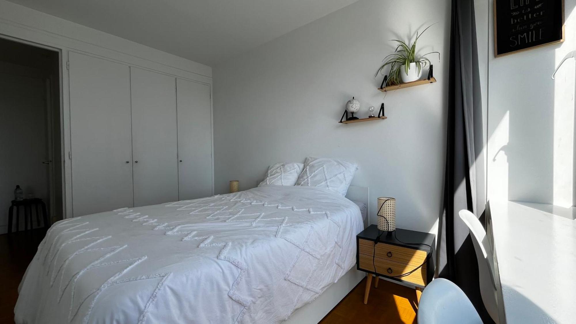 2 Private Bedrooms, Montparnasse Station Homestay