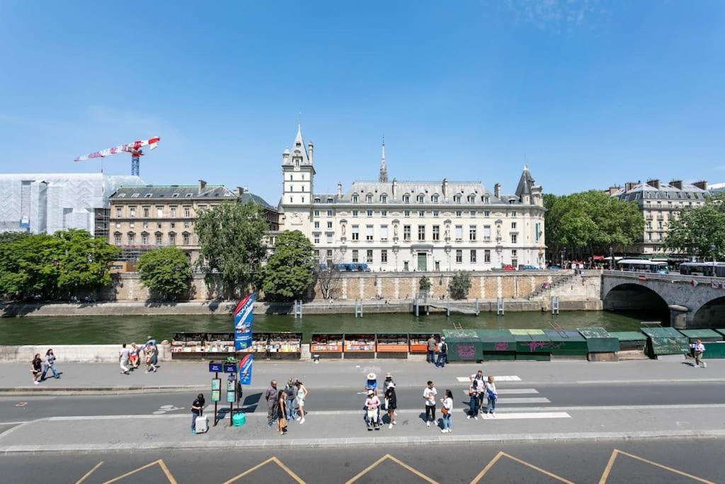 Amazing Flat Views Seine River Apartment