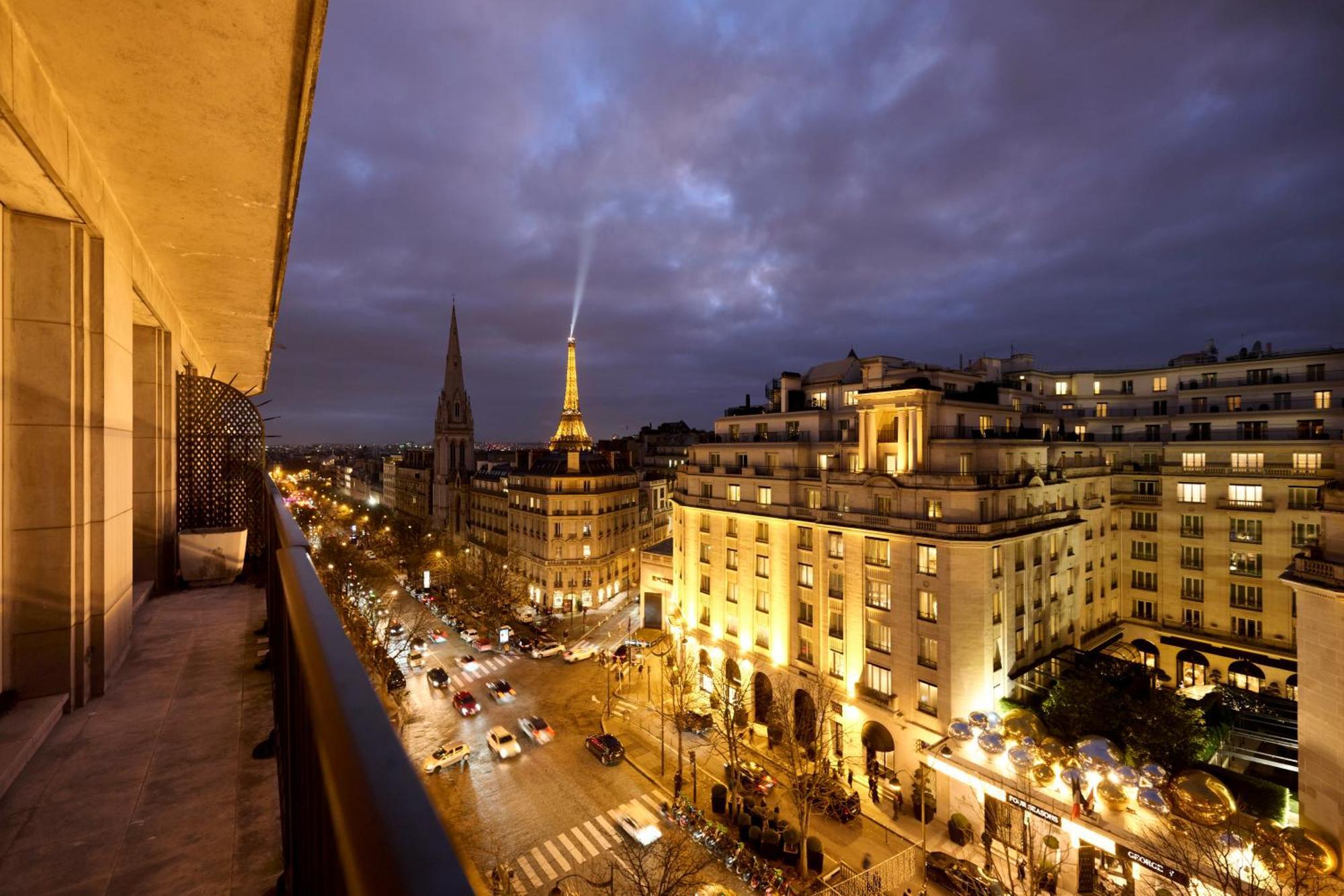 Apartment Av George V / Tour Eiffel
