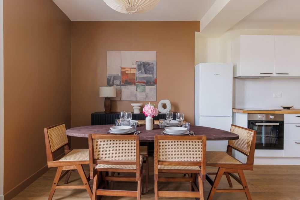 Bon Marche Apartment *