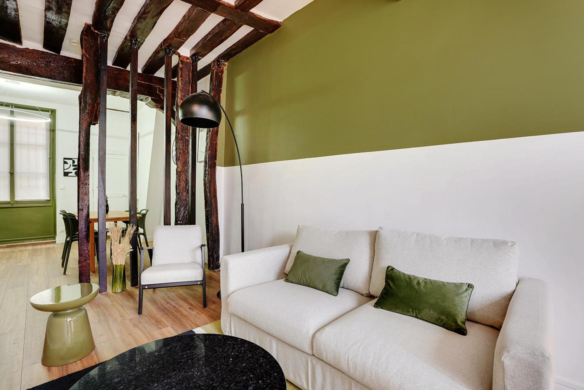 Bon Marche Apartment