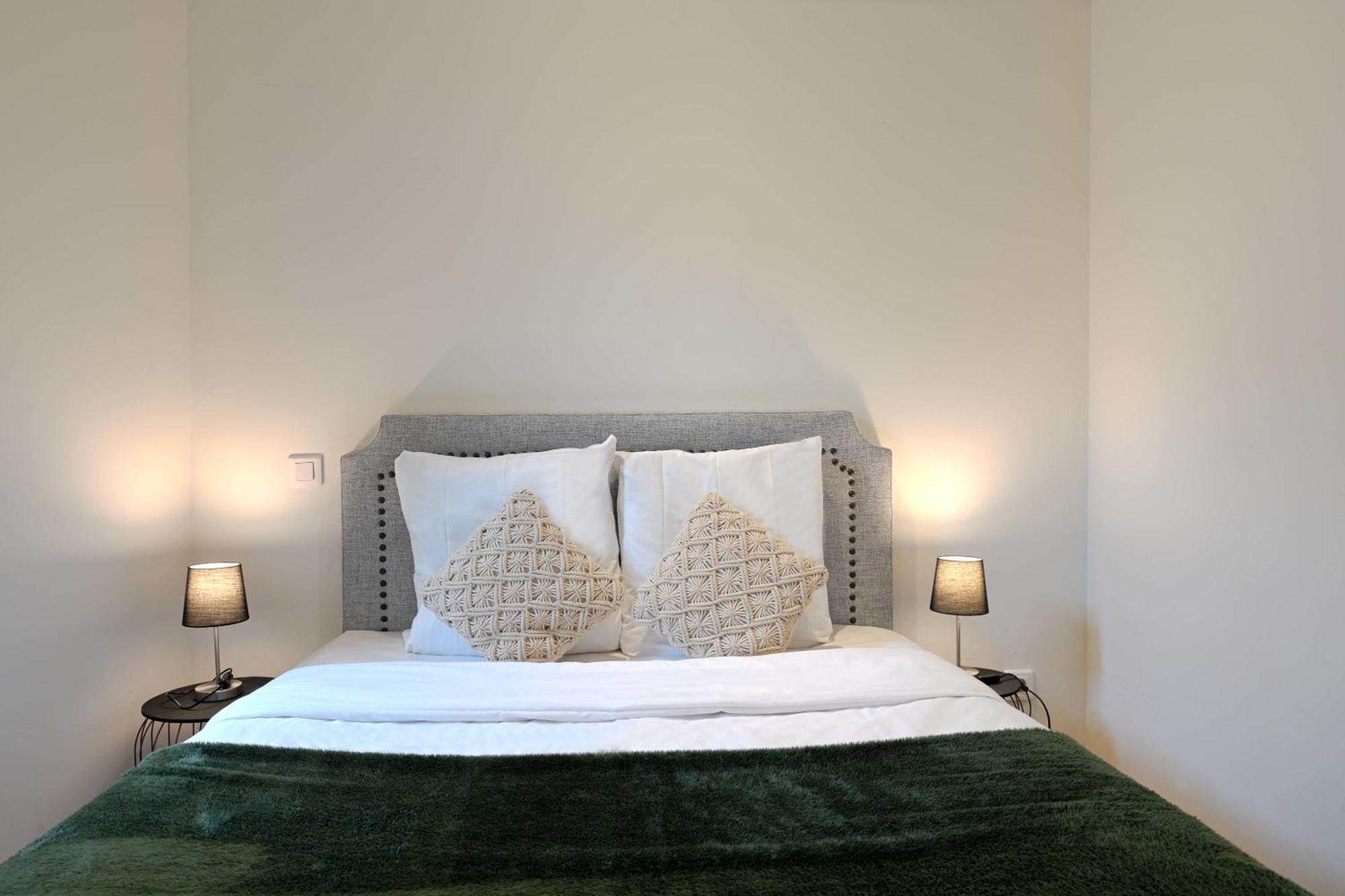 Superbe De 2 Pieces Appartement