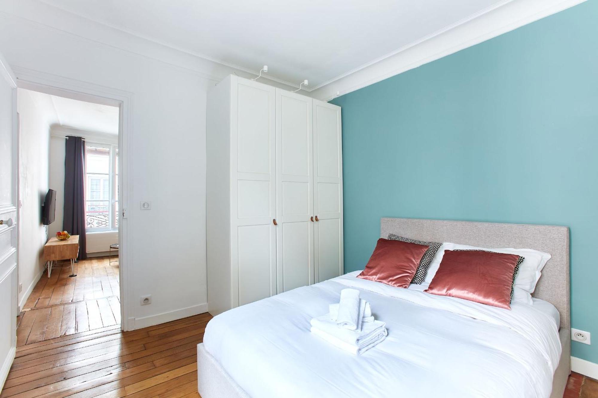 Montmartre 2Br Apartment Paris