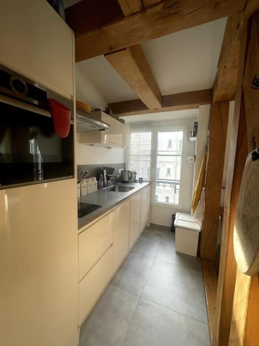 Lovely Flat Luxembourg Garden Apartment *