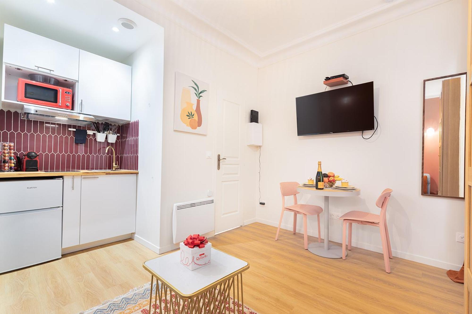 Appartement Guestrust- Arc De Triomphe Corail *