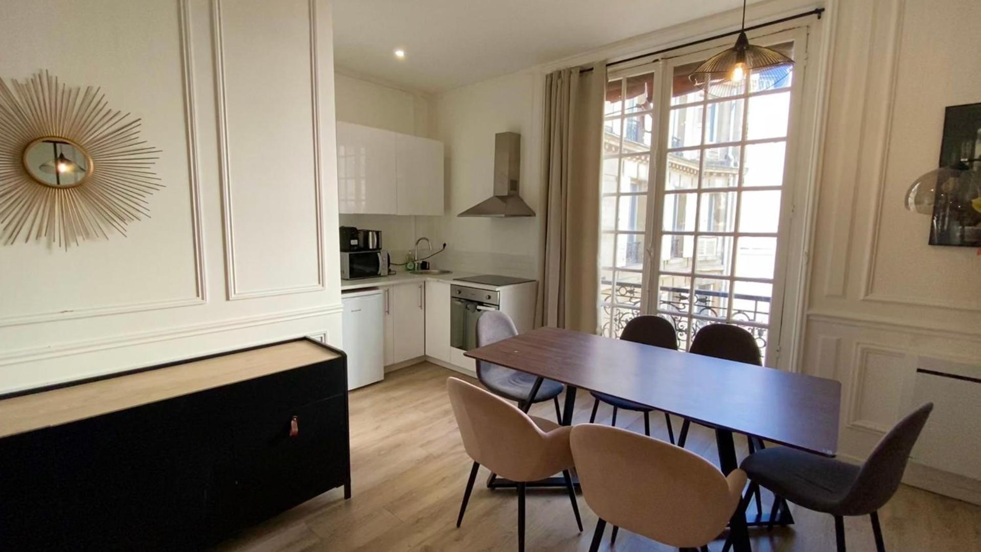 Appartement Cocooning A Cote Champs-elysee