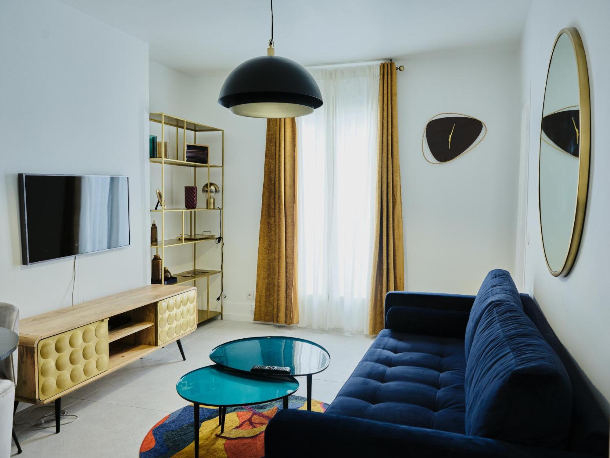 Bel Au Charme Parisien, Pour 6 Personnes Appartement
