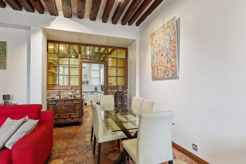 271 Temple - Superb In Paris. Apartment *