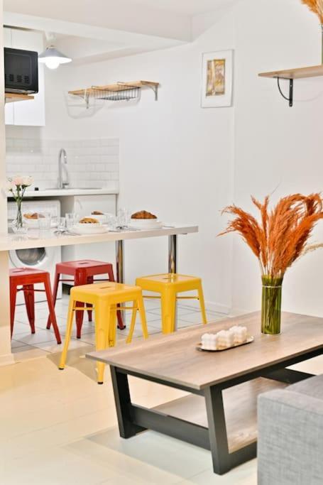 Proche Canal Saint Martin Apartment Paris