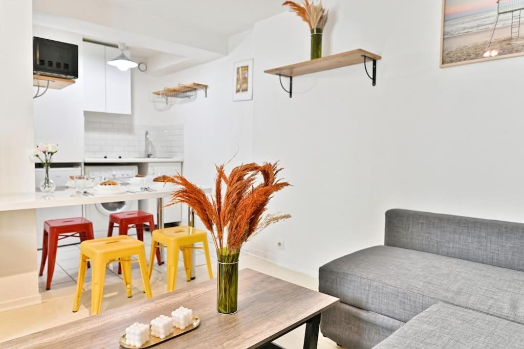 Proche Canal Saint Martin Apartment Paris