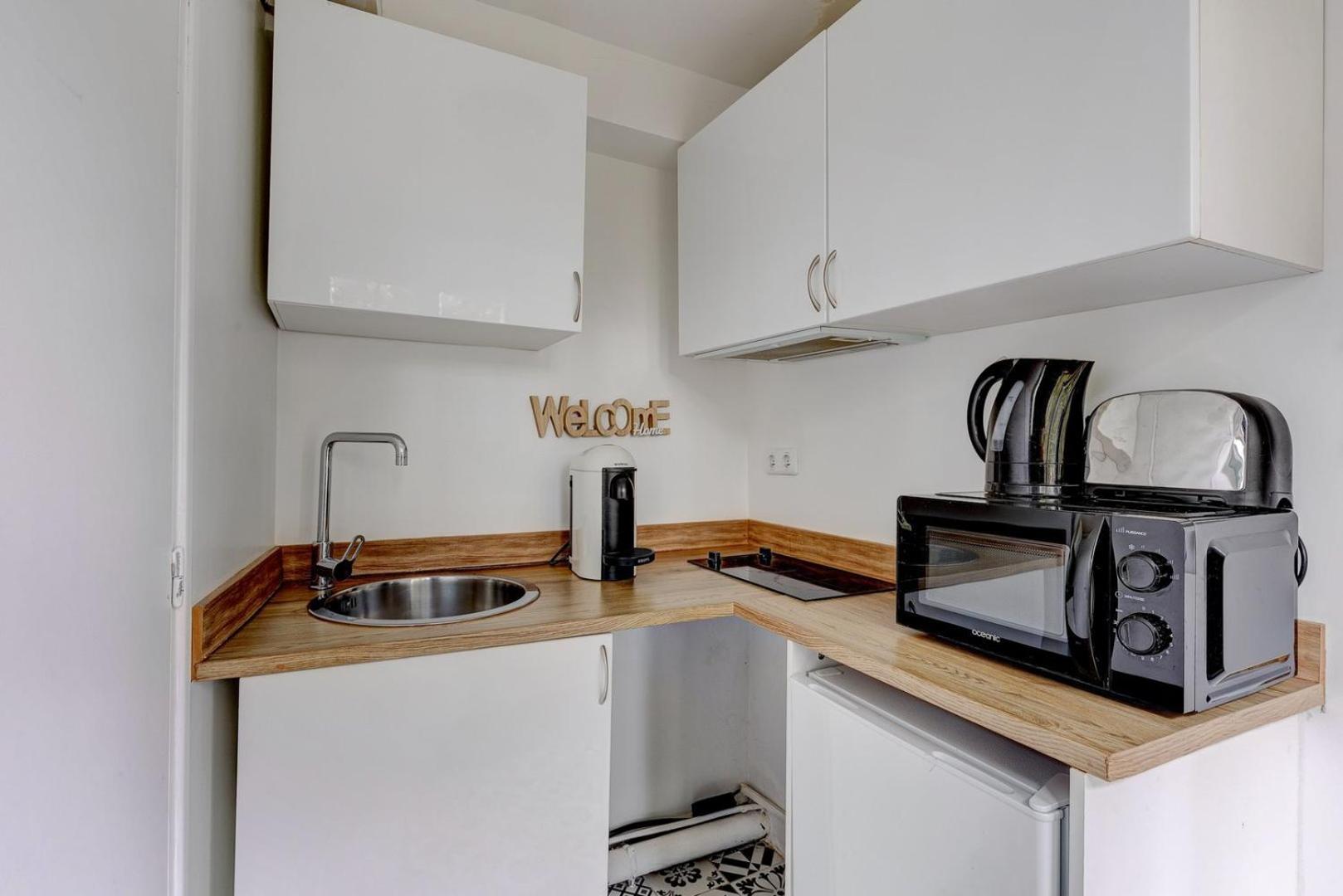 146 Philippe - A Apartment *