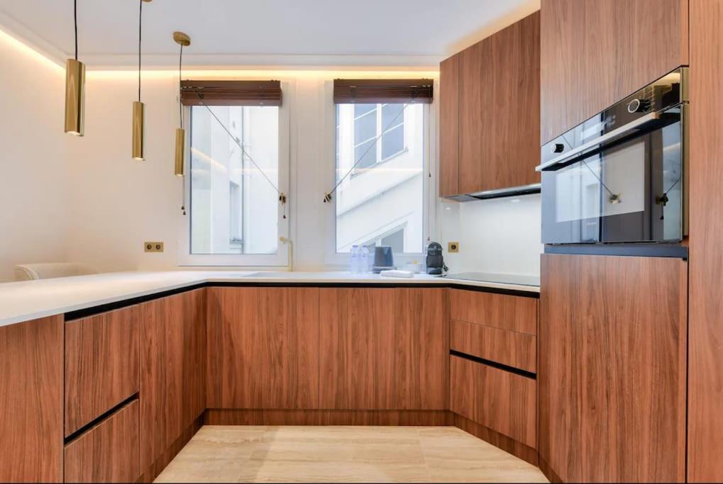 De Luxe Pres Des Champs Elysees Appartement