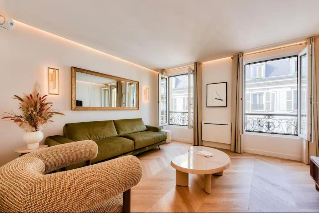 De Luxe Pres Des Champs Elysees Appartement *