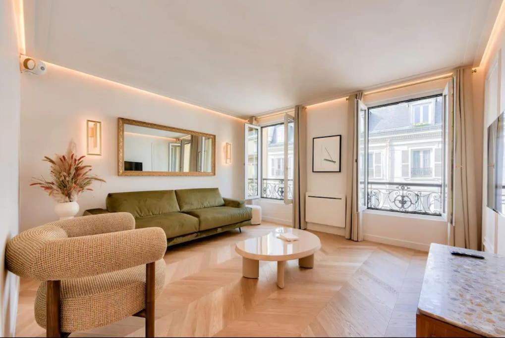Appartement De Luxe Pres Des Champs Elysees *