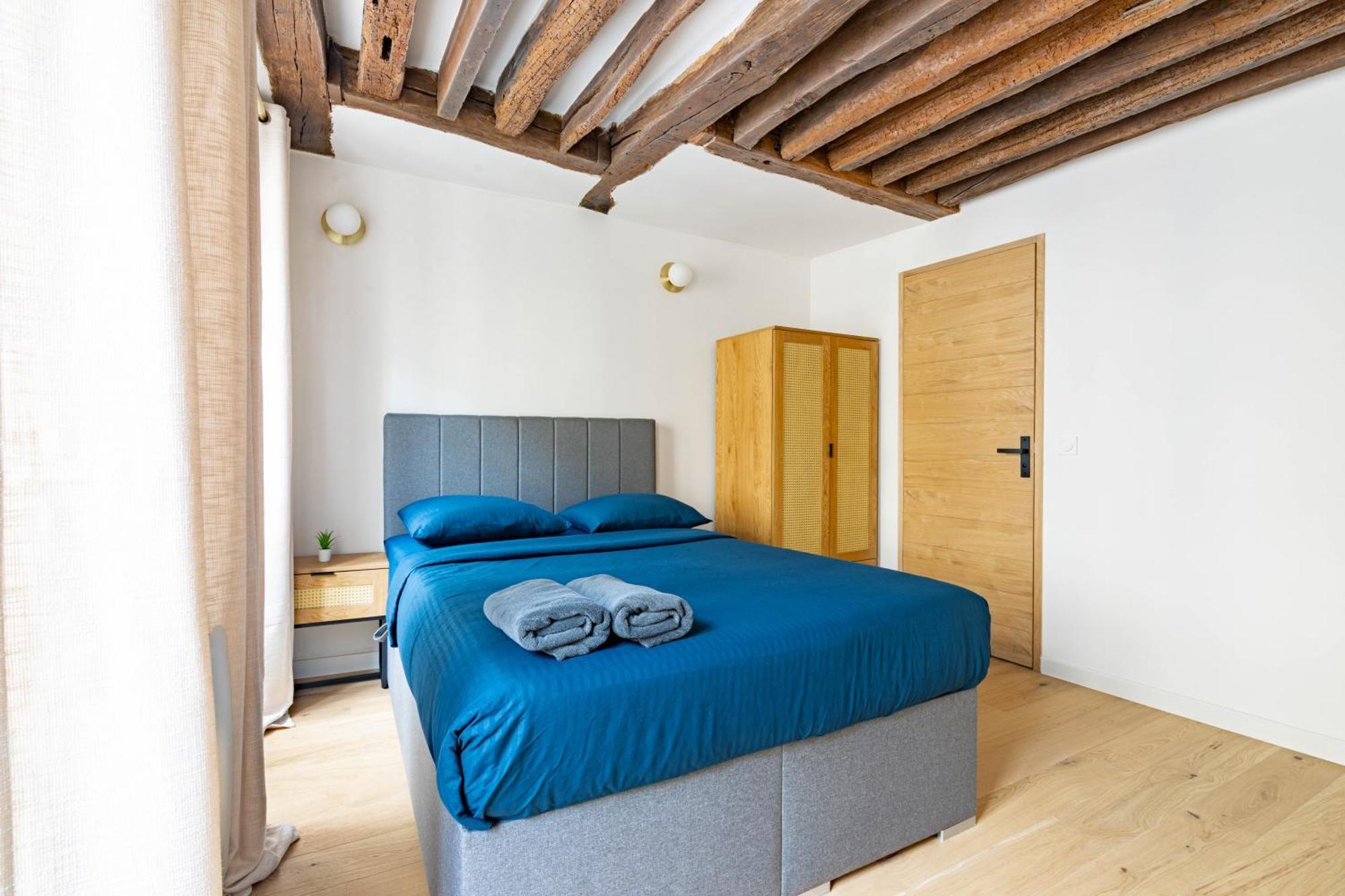 Quartier Fontaine Chatelet Les Halles Free Netflix * Paris