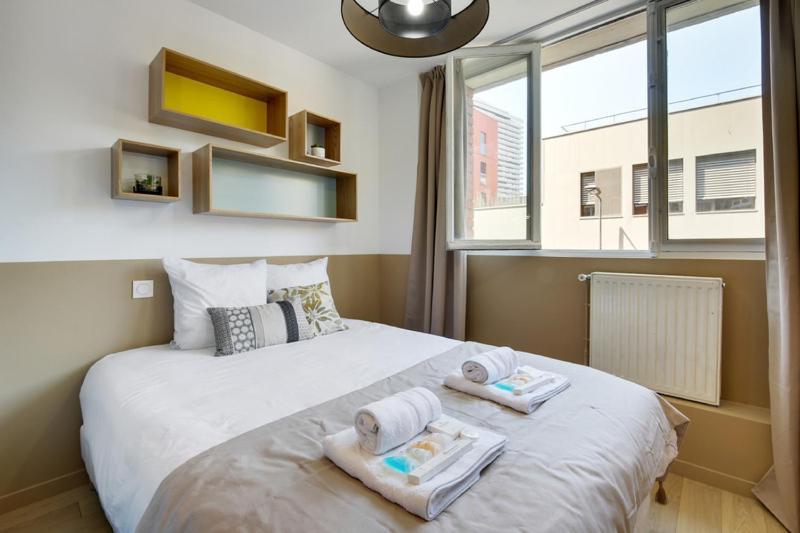 218 Tali - Superb In *