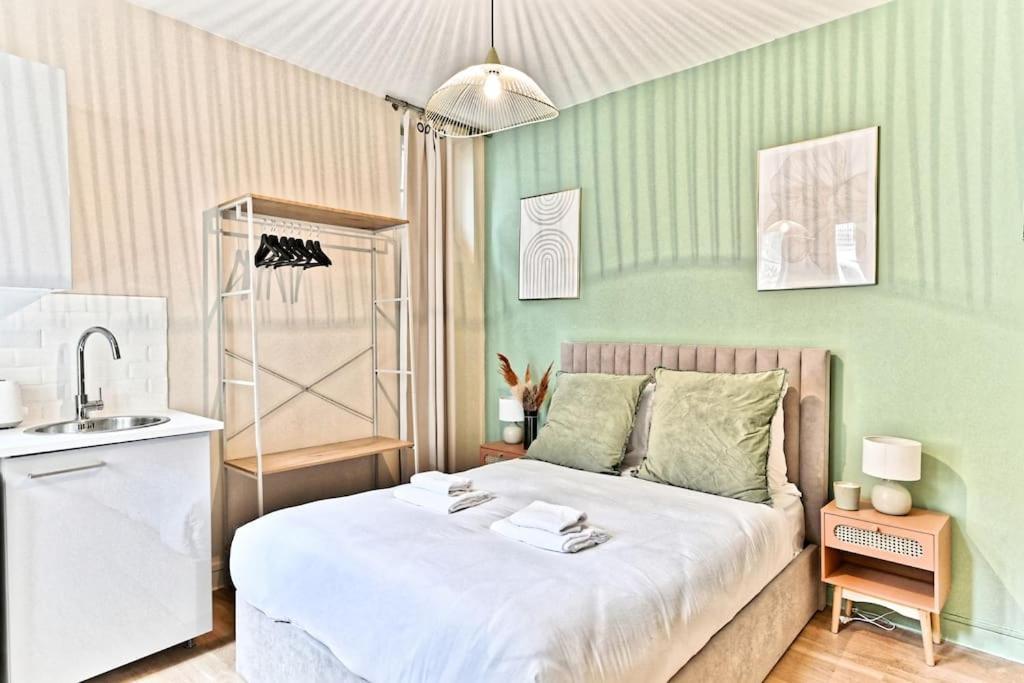 Appartement Au Centre De - 14eme Arrondissement