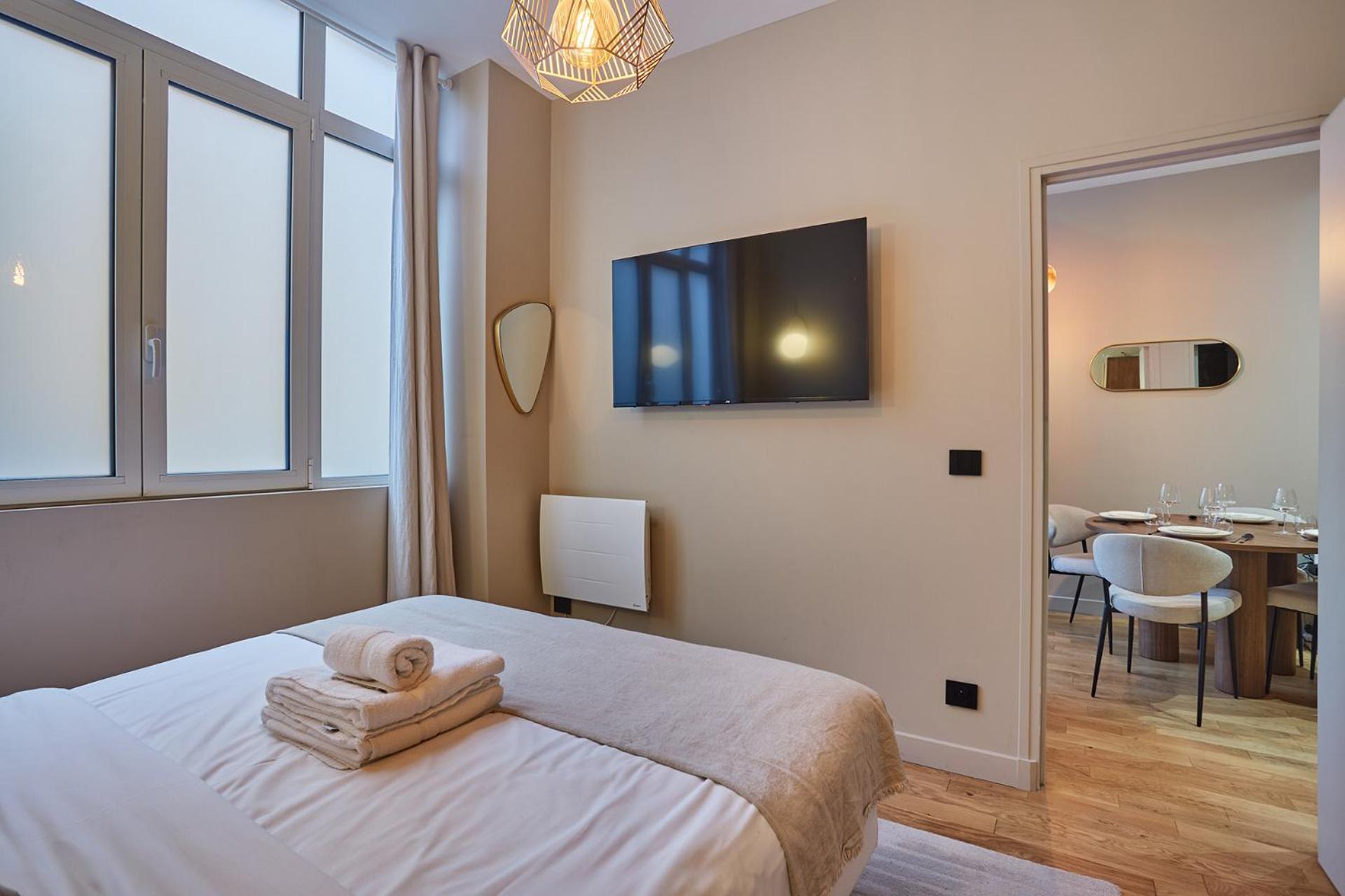 Center Of By Prestige Paris